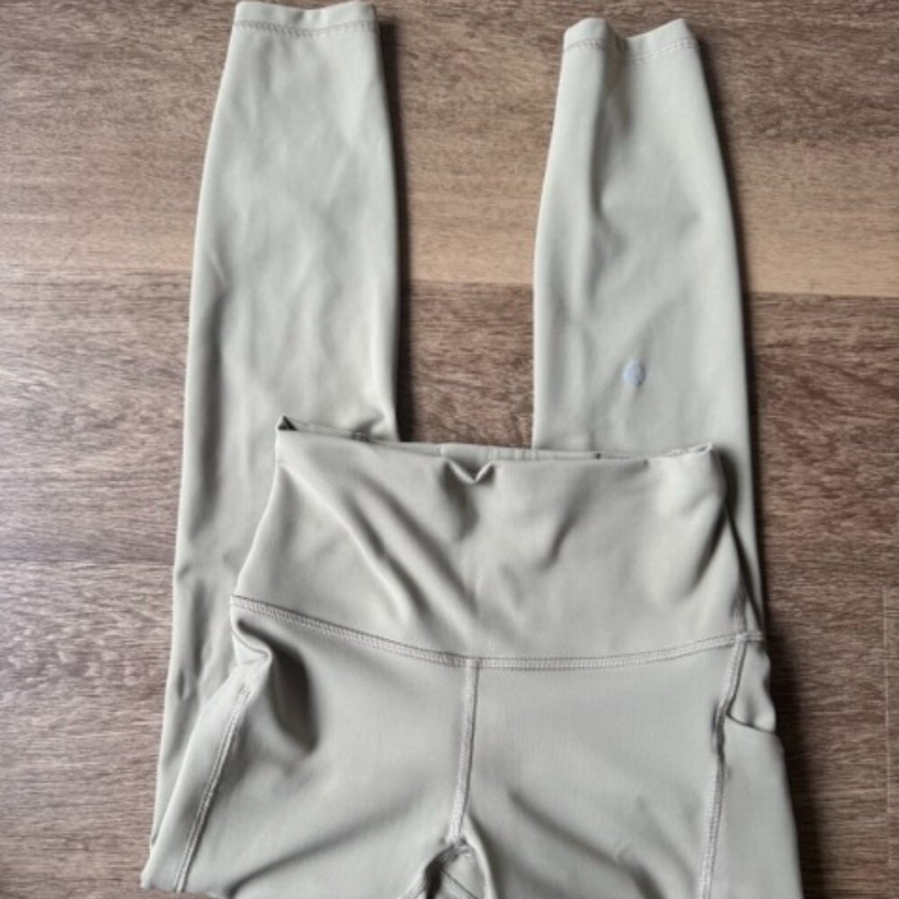 lululemon Wunder Train High-Rise Tight with Pockets 25" in Sheer Oak